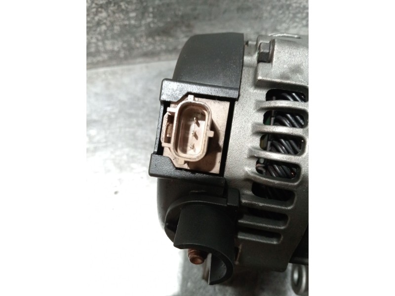 Recambio de alternador para ford focus ii descapotable 2.0 tdci referencia OEM IAM 0986049171  
