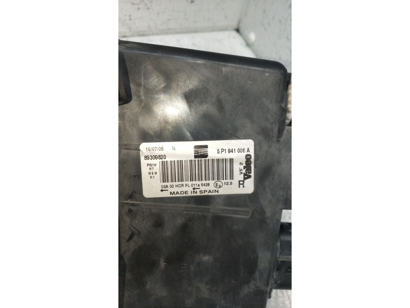 Recambio de faro derecho para seat leon (1p1) 1.6 referencia OEM IAM 5P1941006A  
