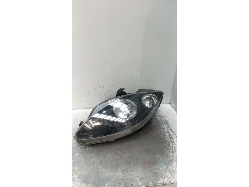 Recambio de faro izquierdo para seat leon (1p1) 1.6 referencia OEM IAM 5P1941005A  