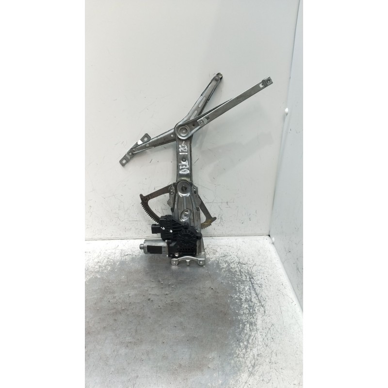 Recambio de elevalunas delantero izquierdo para opel astra h gtc (a04) 1.9 cdti (l08) referencia OEM IAM 1010478LH 982824101 3P