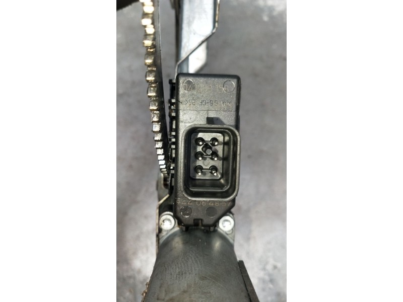 Recambio de elevalunas delantero izquierdo para opel astra h gtc (a04) 1.9 cdti (l08) referencia OEM IAM 1010478LH 982824101 3P