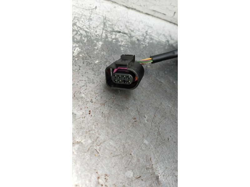 Recambio de retrovisor derecho para seat leon (1p1) 1.6 referencia OEM IAM  ELÉCTRICO 