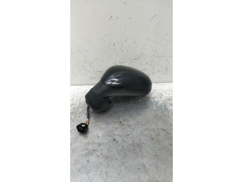 Recambio de retrovisor izquierdo para seat leon (1p1) 1.6 referencia OEM IAM  ELÉCTRICO 