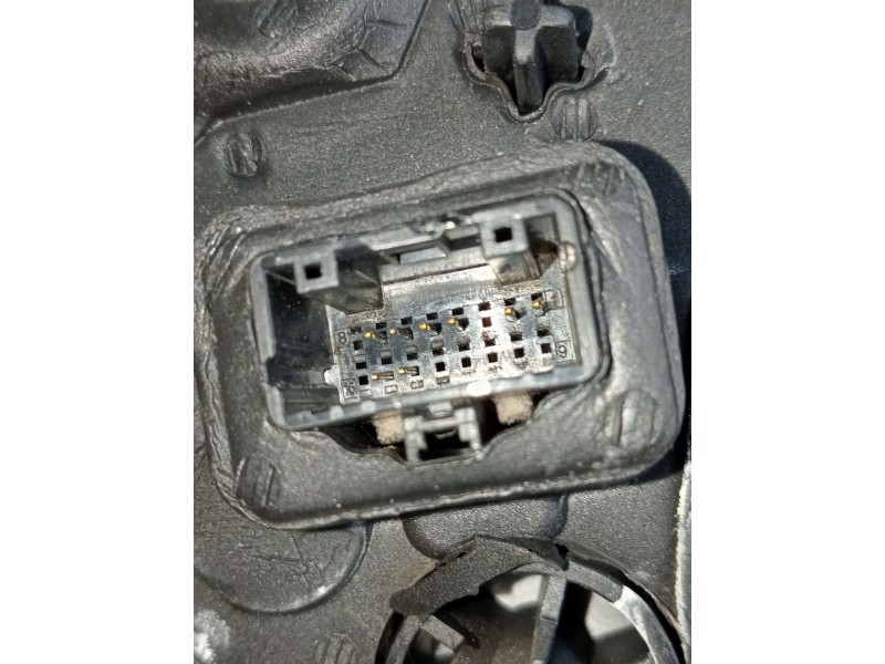 Recambio de retrovisor derecho para renault laguna iii (bt0/1) 2.0 16v (bt05, bt0f, bt0w) referencia OEM IAM  ELECTRICO 1 ENCHUF