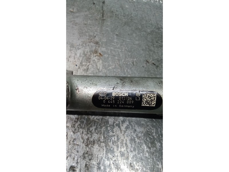 Recambio de rampa inyectora para peugeot boxer caja cerr. acristalada (rs2850)(290/330)(´02) 330 c td referencia OEM IAM 0445224