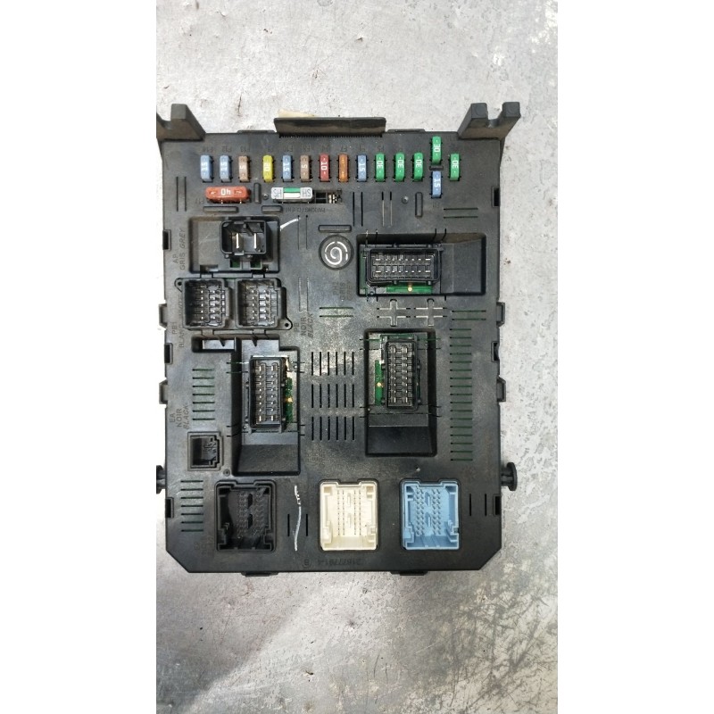 Recambio de caja reles / fusibles para citroën c5 ii break (re_) 1.6 hdi (re9hzc, re9hyb) referencia OEM IAM 9663510480 BSI2004H
