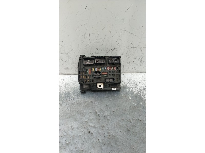 Recambio de caja reles / fusibles para citroën c5 ii break (re_) 1.6 hdi (re9hzc, re9hyb) referencia OEM IAM 9661682980 BSML1100