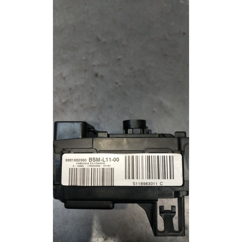Recambio de caja reles / fusibles para citroën c5 ii break (re_) 1.6 hdi (re9hzc, re9hyb) referencia OEM IAM 9661682980 BSML1100