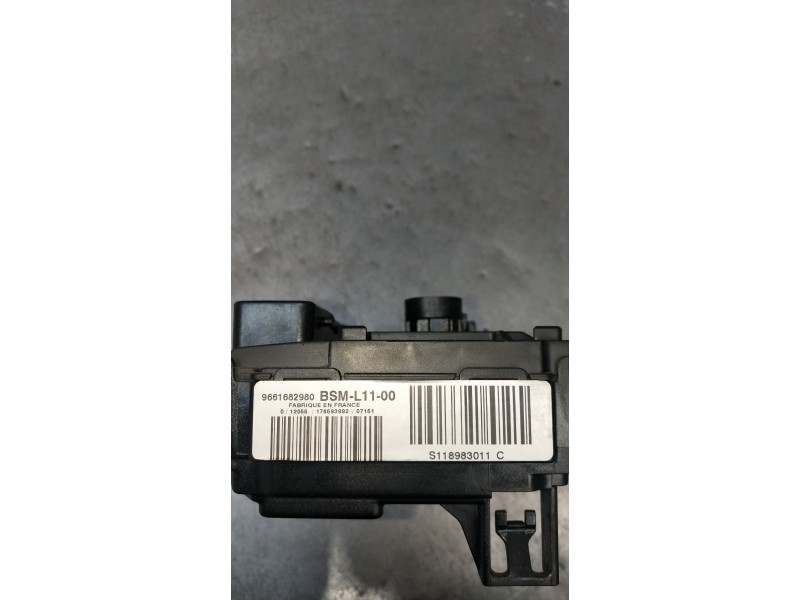 Recambio de caja reles / fusibles para citroën c5 ii break (re_) 1.6 hdi (re9hzc, re9hyb) referencia OEM IAM 9661682980 BSML1100