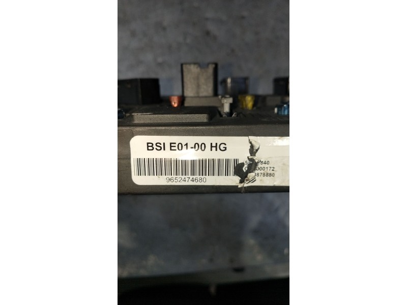 Recambio de caja reles / fusibles para citroën xsara picasso (n68) 1.6 referencia OEM IAM 9652474680 BSIE0100HG 