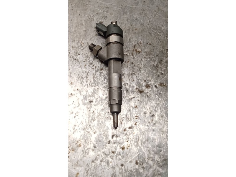 Recambio de inyector para peugeot boxer caja cerr. acristalada (rs2850)(290/330)(´02) 330 c td referencia OEM IAM 0445120002 BOS