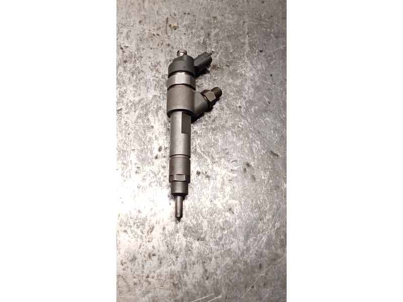 Recambio de inyector para peugeot boxer caja cerr. acristalada (rs2850)(290/330)(´02) 330 c td referencia OEM IAM 0445120002 BOS