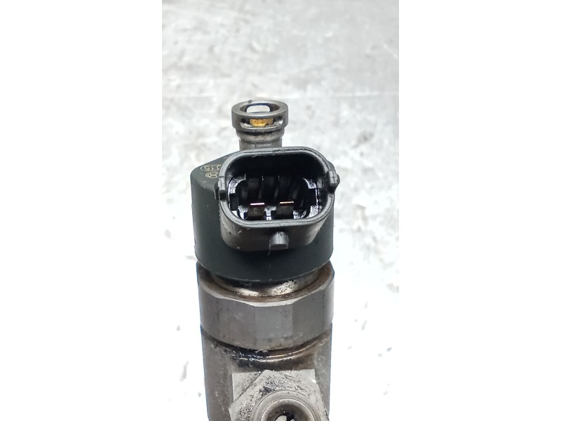 Recambio de inyector para peugeot boxer caja cerr. acristalada (rs2850)(290/330)(´02) 330 c td referencia OEM IAM 0445120002  