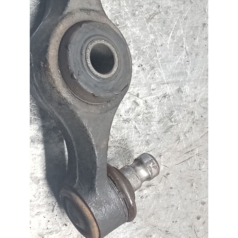 Recambio de brazo suspension inferior delantero izquierdo para ford orion ii (aff) 1.6 i referencia OEM IAM   