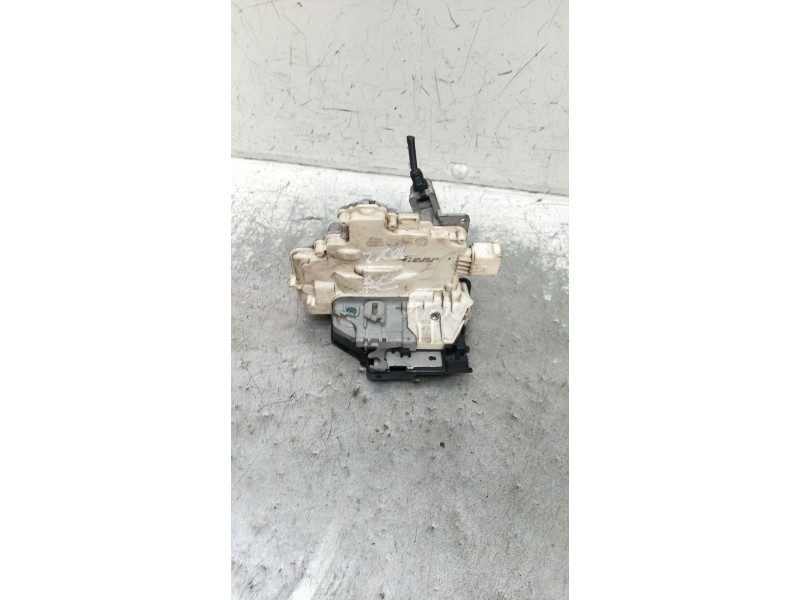 Recambio de motor cierre centralizado trasero derecho para seat leon (1p1) 1.6 referencia OEM IAM 1P0839016 5P 
