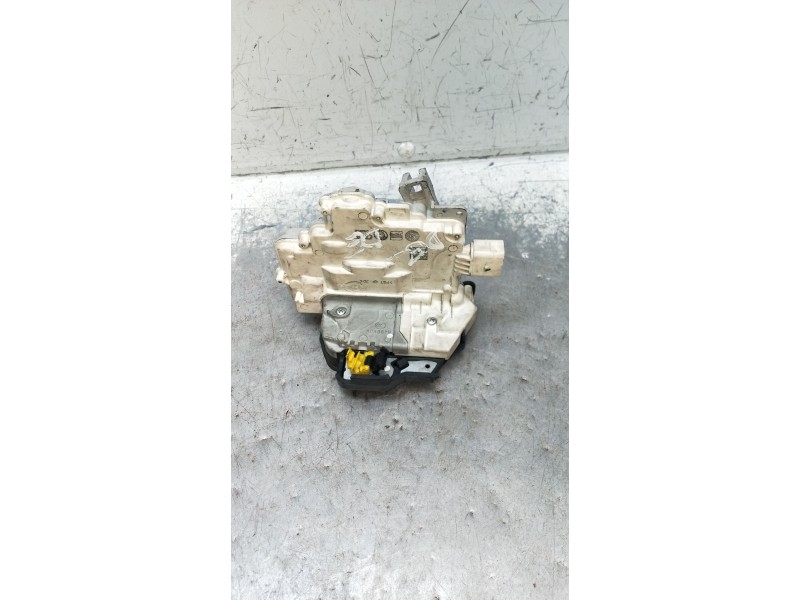 Recambio de motor cierre centralizado delantero derecho para audi a6 c6 (4f2) 3.0 tdi quattro referencia OEM IAM  5P 