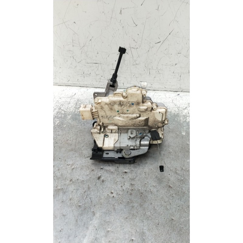 Recambio de motor cierre centralizado delantero izquierdo para seat leon (1p1) 1.6 referencia OEM IAM 1P1837015 5P 