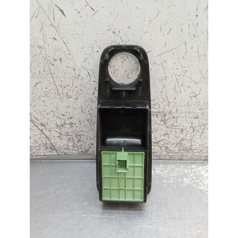 Recambio de mando elevalunas delantero izquierdo para fiat ducato furgoneta (250_) 130 multijet 2,3 d referencia OEM IAM 0735532