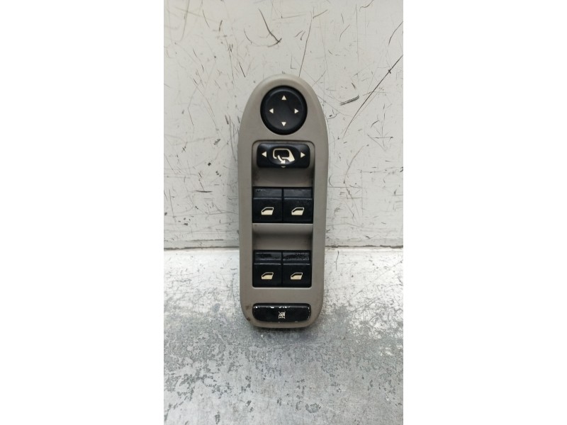 Recambio de mando elevalunas delantero izquierdo para citroën c5 ii break (re_) 1.6 hdi (re9hzc, re9hyb) referencia OEM IAM 9651