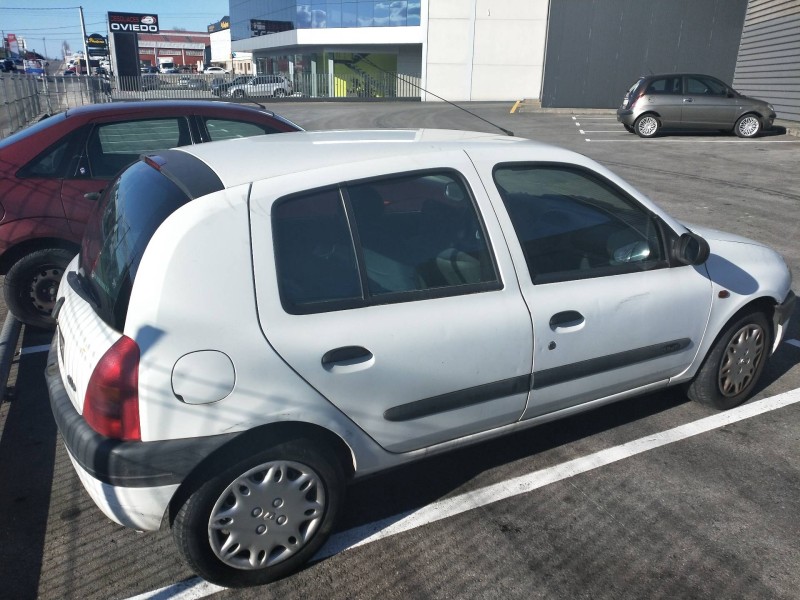 renault clio ii fase i (b/cbo) del año 2000