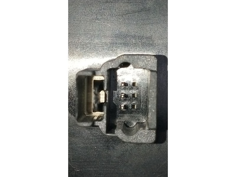 Recambio de mando elevalunas delantero izquierdo para citroën c5 ii break (re_) 1.6 hdi (re9hzc, re9hyb) referencia OEM IAM 9651