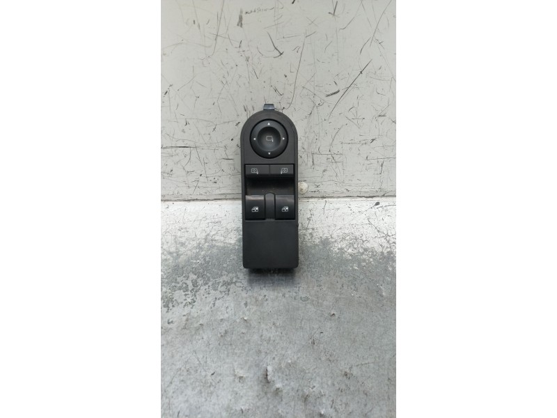 Recambio de mando elevalunas delantero izquierdo para opel astra h gtc (a04) 1.9 cdti (l08) referencia OEM IAM 13228706 3P 