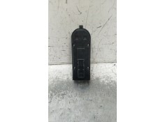 Recambio de mando elevalunas delantero izquierdo para opel astra h gtc (a04) 1.9 cdti (l08) referencia OEM IAM 13228706 3P  2