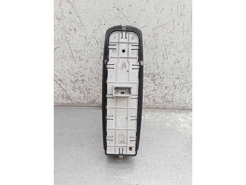 Recambio de mando elevalunas delantero izquierdo para renault laguna iii (bt0/1) 2.0 16v (bt05, bt0f, bt0w) referencia OEM IAM 8