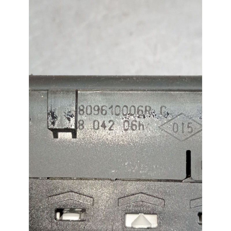 Recambio de mando elevalunas delantero izquierdo para renault laguna iii (bt0/1) 2.0 16v (bt05, bt0f, bt0w) referencia OEM IAM 8