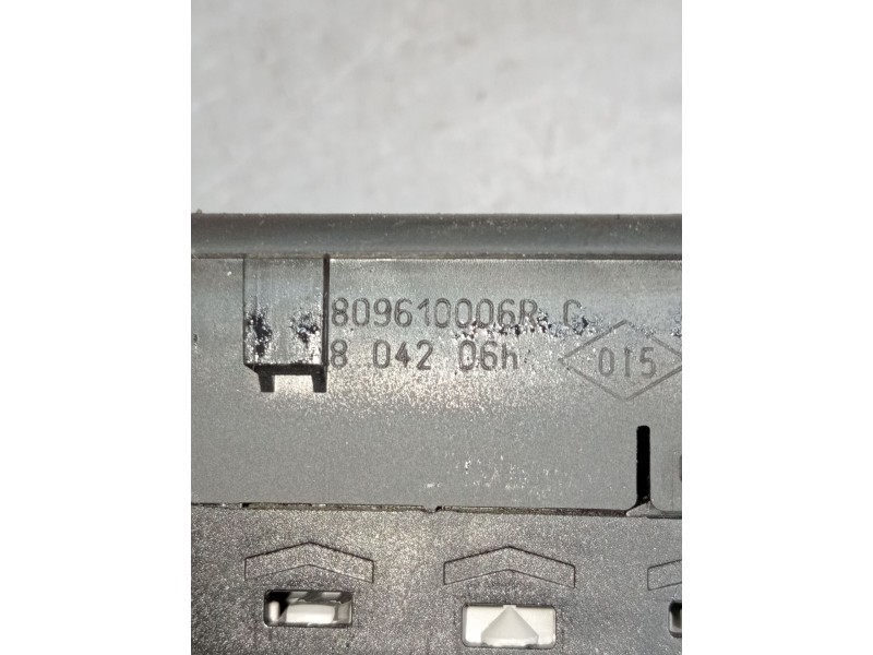 Recambio de mando elevalunas delantero izquierdo para renault laguna iii (bt0/1) 2.0 16v (bt05, bt0f, bt0w) referencia OEM IAM 8