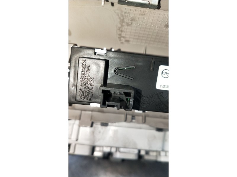 Recambio de luz interior para citroën c5 aircross (ac_, aj_, ar_, a4_) 2.0 bluehdi 180 (ajehzr) referencia OEM IAM 9812595380 BP