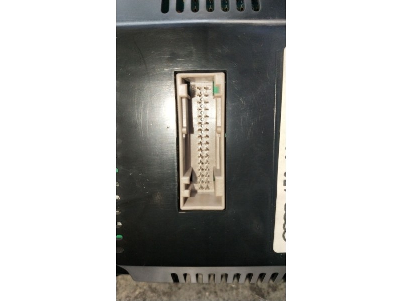 Recambio de cuadro instrumentos para audi a6 c6 (4f2) 3.0 tdi quattro referencia OEM IAM 4F0920933J 4F0910930C 