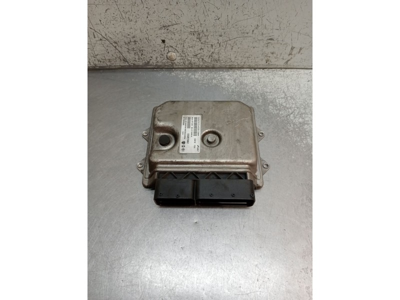 Recambio de centralita motor uce para fiat ducato furgoneta (250_) 130 multijet 2,3 d referencia OEM IAM 55261982 BT7SFM94R 