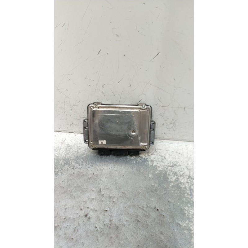 Recambio de centralita motor uce para citroën c5 ii break (re_) 1.6 hdi (re9hzc, re9hyb) referencia OEM IAM 0281013332 966425758