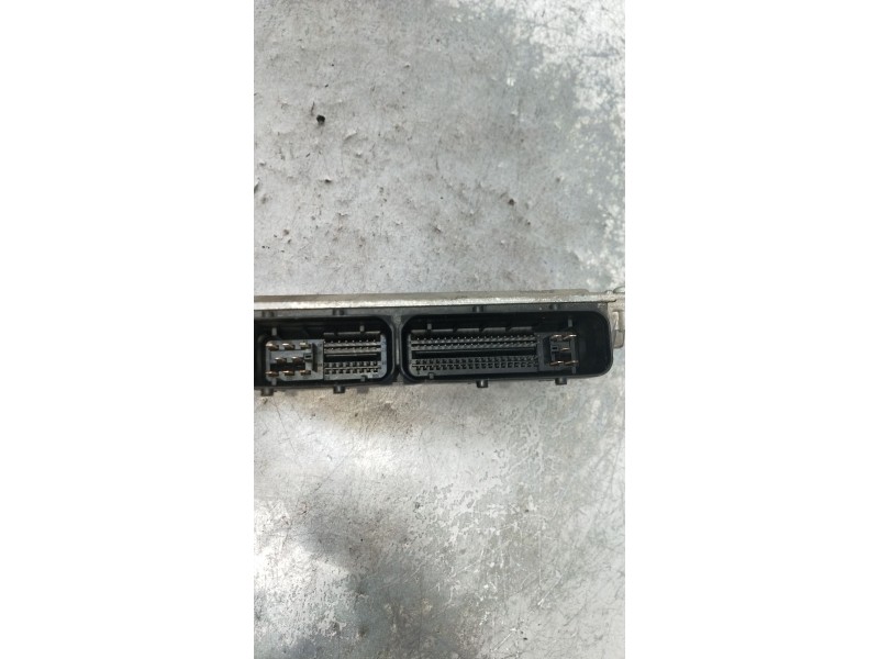 Recambio de centralita motor uce para seat leon (1p1) 1.6 referencia OEM IAM 06A906033FF 5WP4021701 