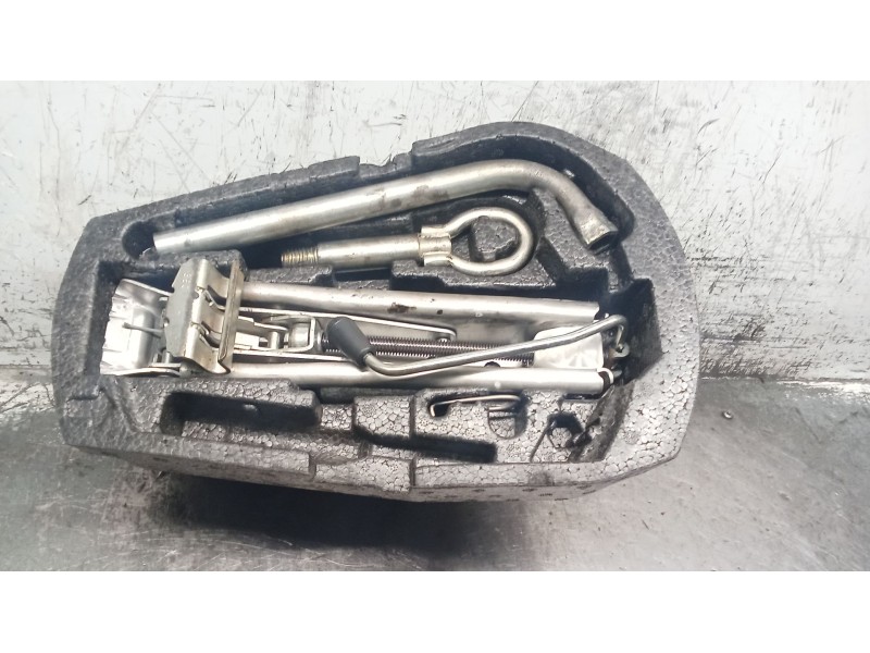 Recambio de gato para volkswagen polo iv (9n_, 9a_) 1.4 tdi referencia OEM IAM 6Q011031D  