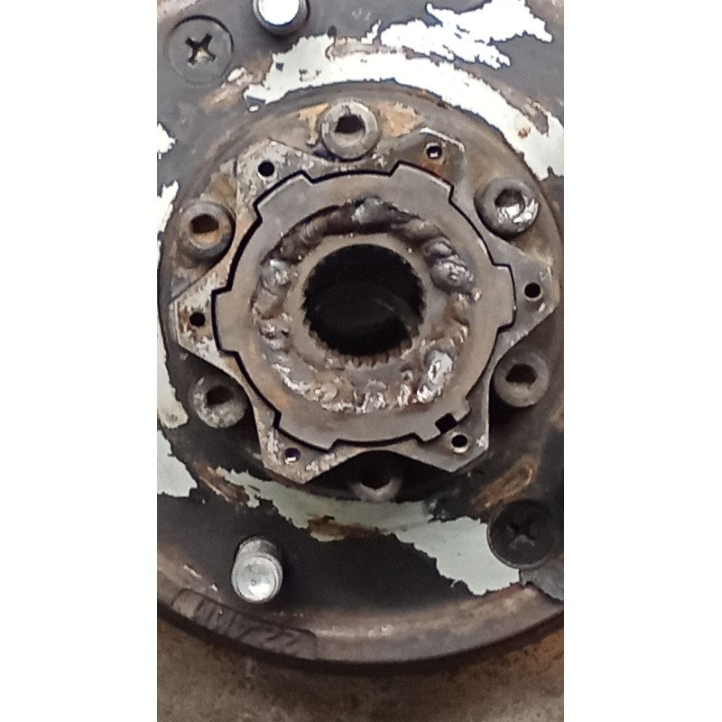 Recambio de mangueta delantera izquierda para kia sportage suv (k00) 2.0 td 4wd referencia OEM IAM   