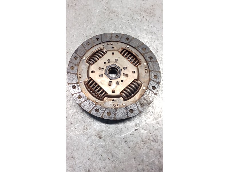 Recambio de kit embrague para volkswagen polo iv (9n_, 9a_) 1.4 tdi referencia OEM IAM 1878634155  