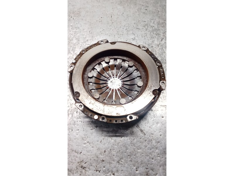 Recambio de kit embrague para volkswagen polo iv (9n_, 9a_) 1.4 tdi referencia OEM IAM 1878634155  