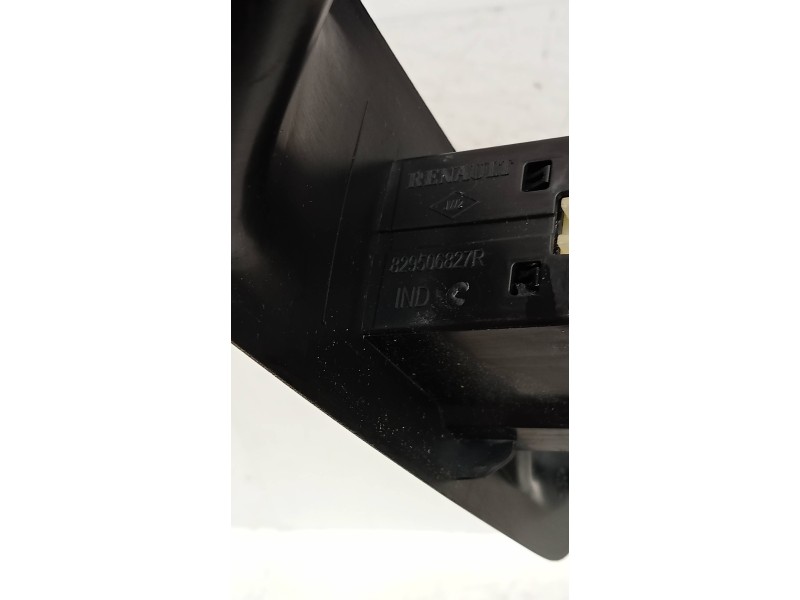 Recambio de mando elevalunas delantero derecho para renault zoe entry referencia OEM IAM 829506827R  