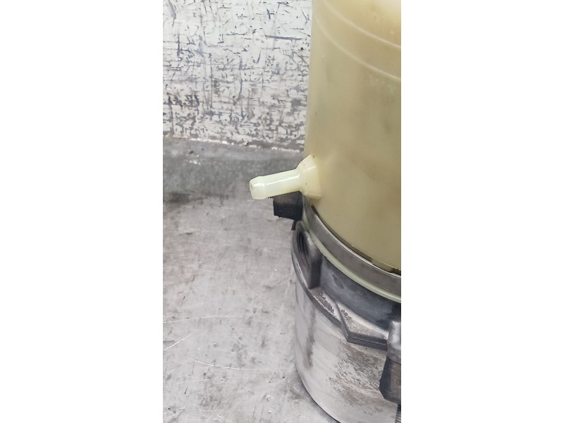 Recambio de bomba direccion para volkswagen polo iv (9n_, 9a_) 1.4 tdi referencia OEM IAM 6Q0423156AB  