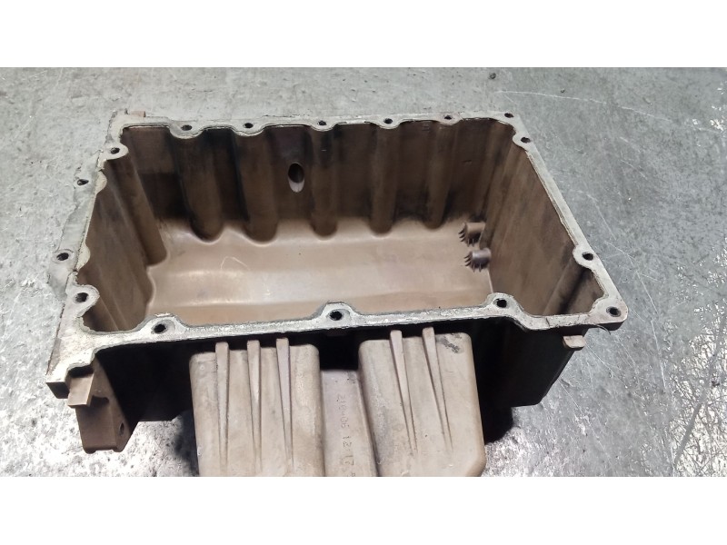 Recambio de carter para volkswagen polo iv (9n_, 9a_) 1.4 tdi referencia OEM IAM 045103603D  