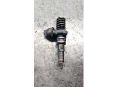 Recambio de inyector para volkswagen polo iv (9n_, 9a_) 1.4 tdi referencia OEM IAM 038130073AG 0414720215 BOSCH 2
