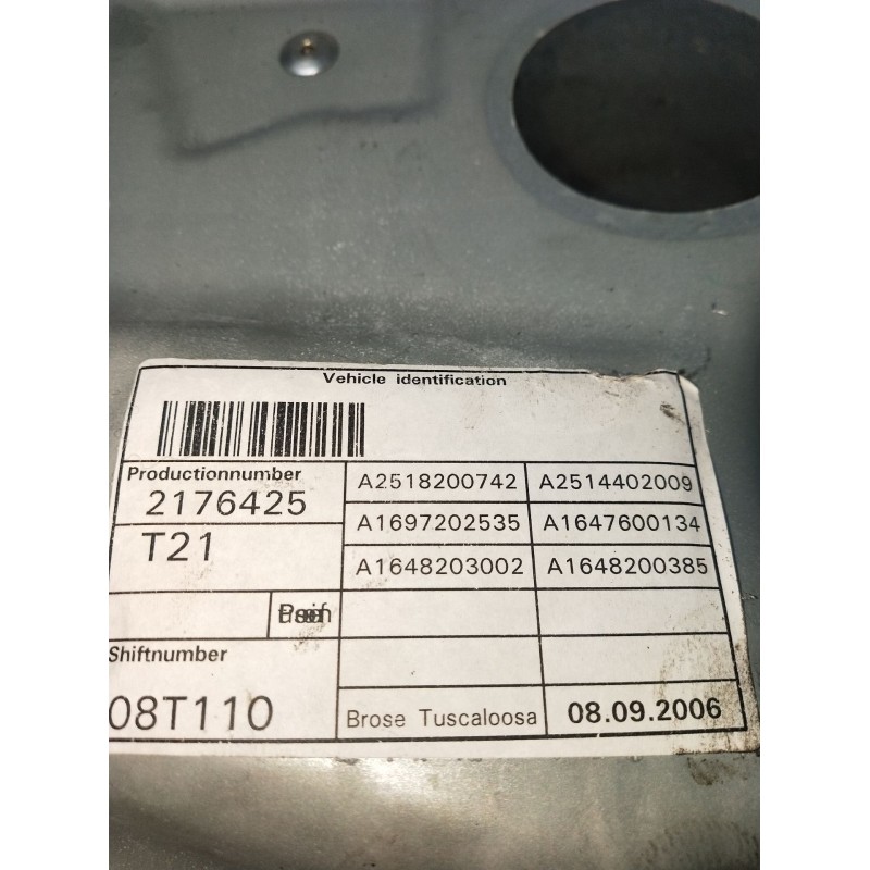 Recambio de elevalunas delantero izquierdo para mercedes-benz clase m (w164) 320 / 350 cdi (164.122) referencia OEM IAM A2518200