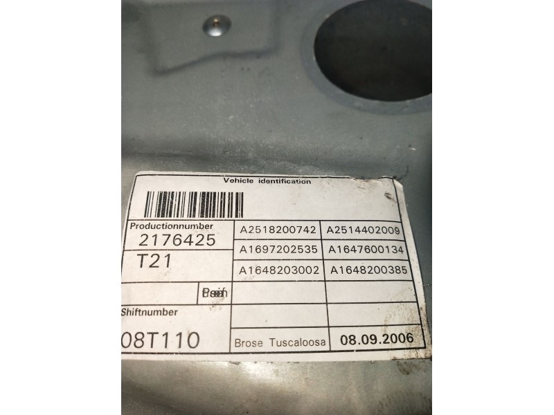 Recambio de elevalunas delantero izquierdo para mercedes-benz clase m (w164) 320 / 350 cdi (164.122) referencia OEM IAM A2518200