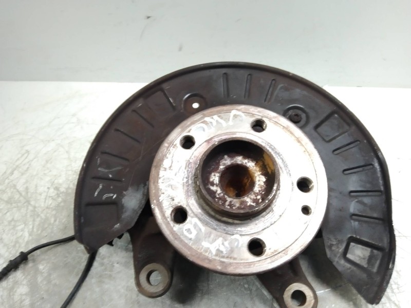 Recambio de mangueta delantera derecha para mercedes vito kasten (639) 113 cdi lang (639.603) referencia OEM IAM   