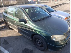 opel astra g berlina del año 2000