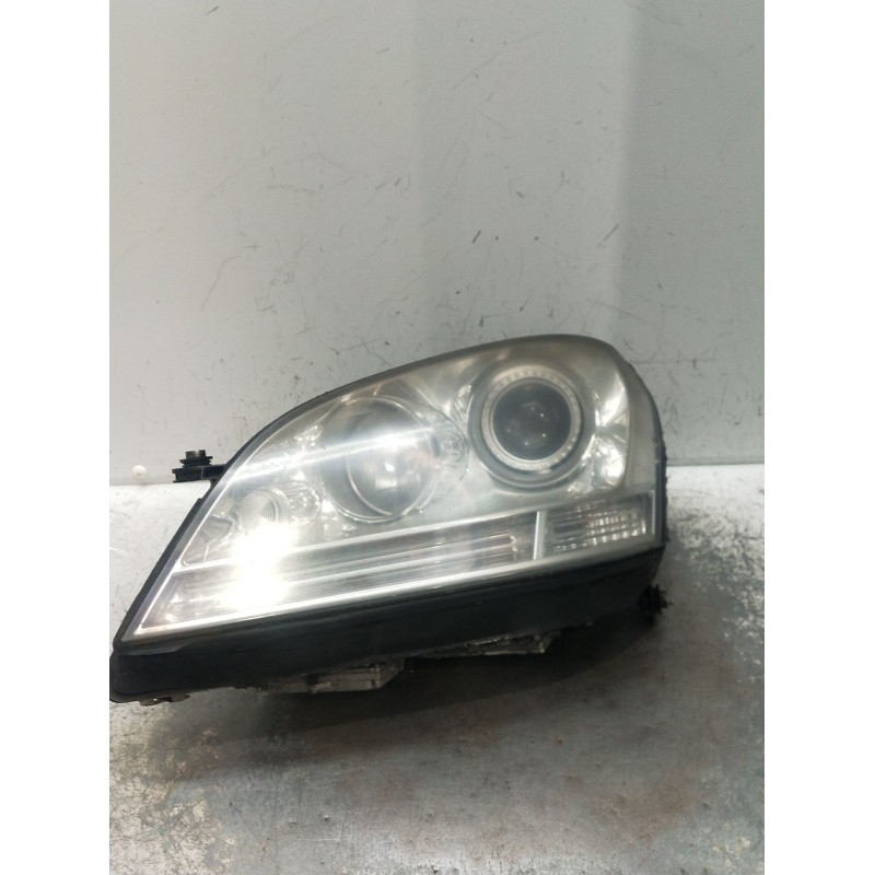 Recambio de faro izquierdo para mercedes-benz clase m (w164) 320 / 350 cdi (164.122) referencia OEM IAM A0038205826 5DF00870402 