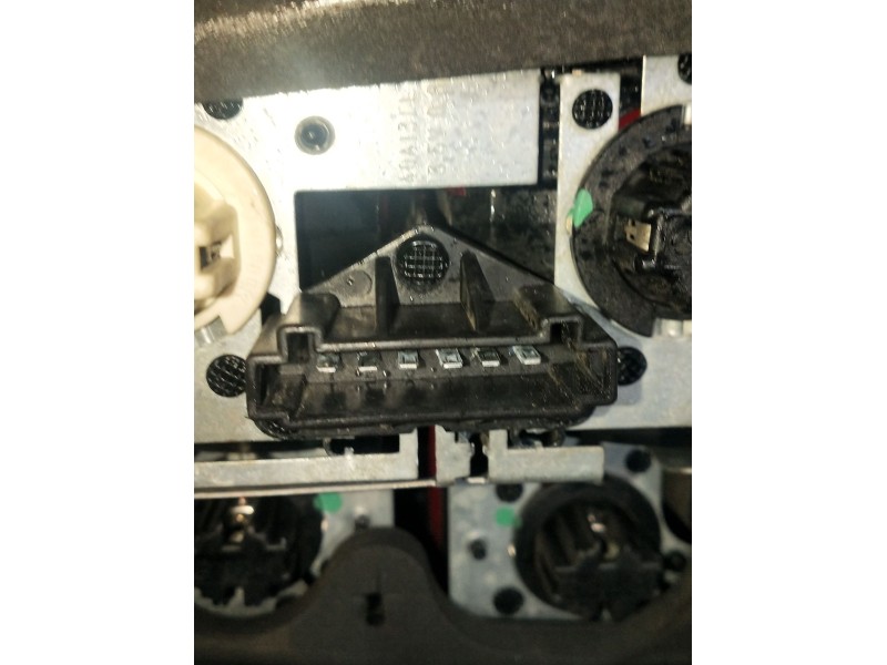 Recambio de piloto trasero izquierdo para mercedes-benz clase m (w164) 320 / 350 cdi (164.122) referencia OEM IAM   