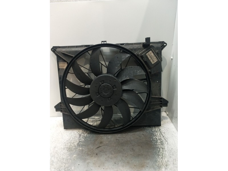Recambio de electroventilador para mercedes-benz clase m (w164) 320 / 350 cdi (164.122) referencia OEM IAM A2205000293  